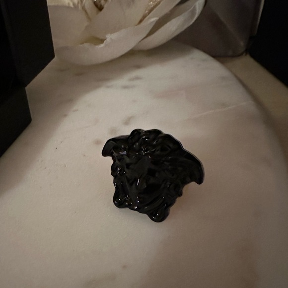 Versace enamel ring NEW (Authentic) - Picture 8 of 9